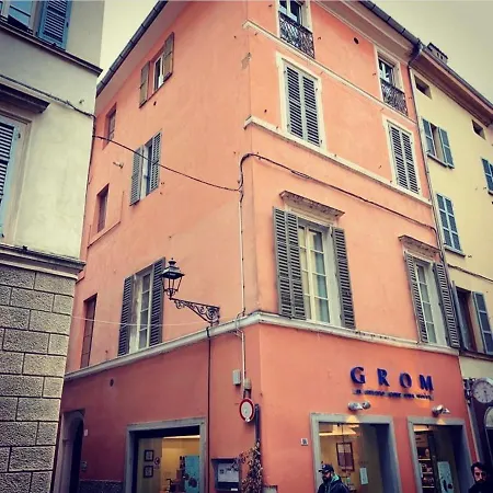 Salina Luxury Parma