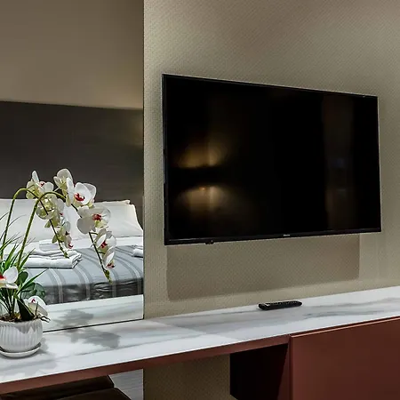 Salina Luxury Parma